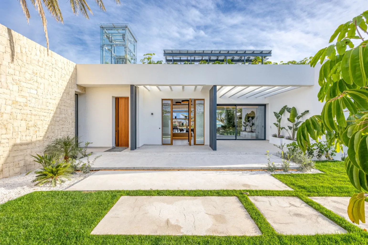 Villa for sale in Albir, Alicante