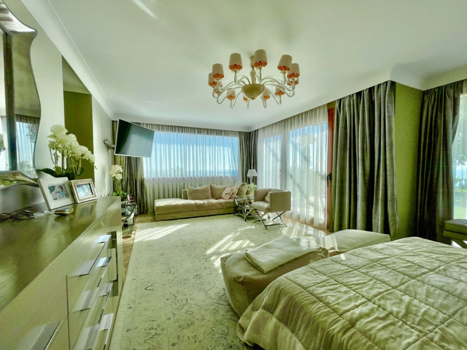 Villa for sale in El Campello, Alicante