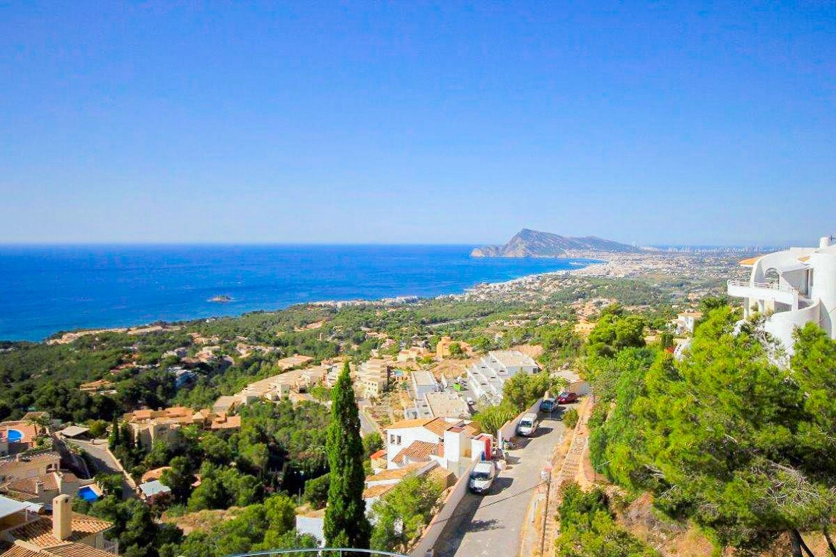 Villa for sale in Altea, Alicante
