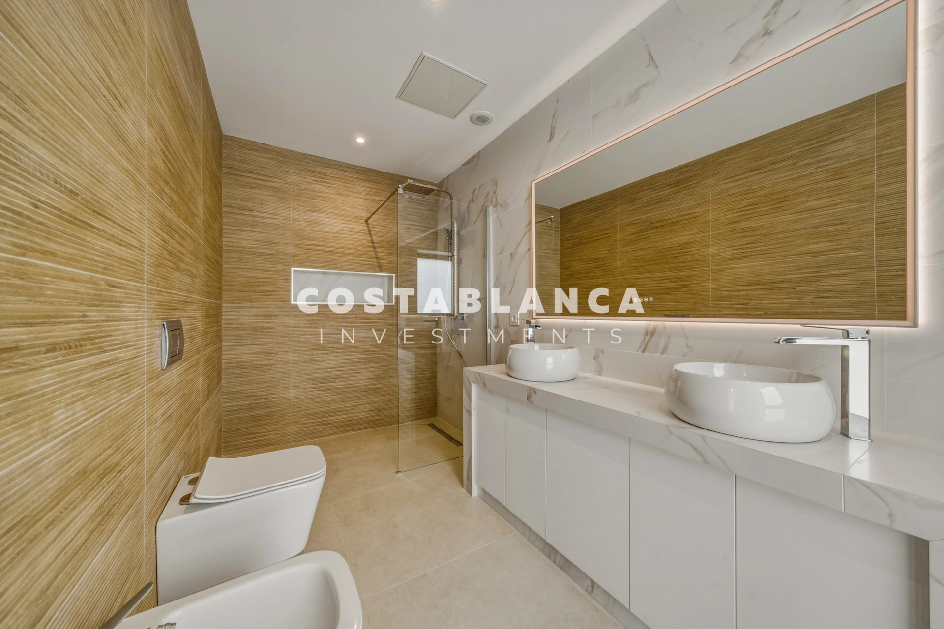 Villa for sale in Albir, Alicante