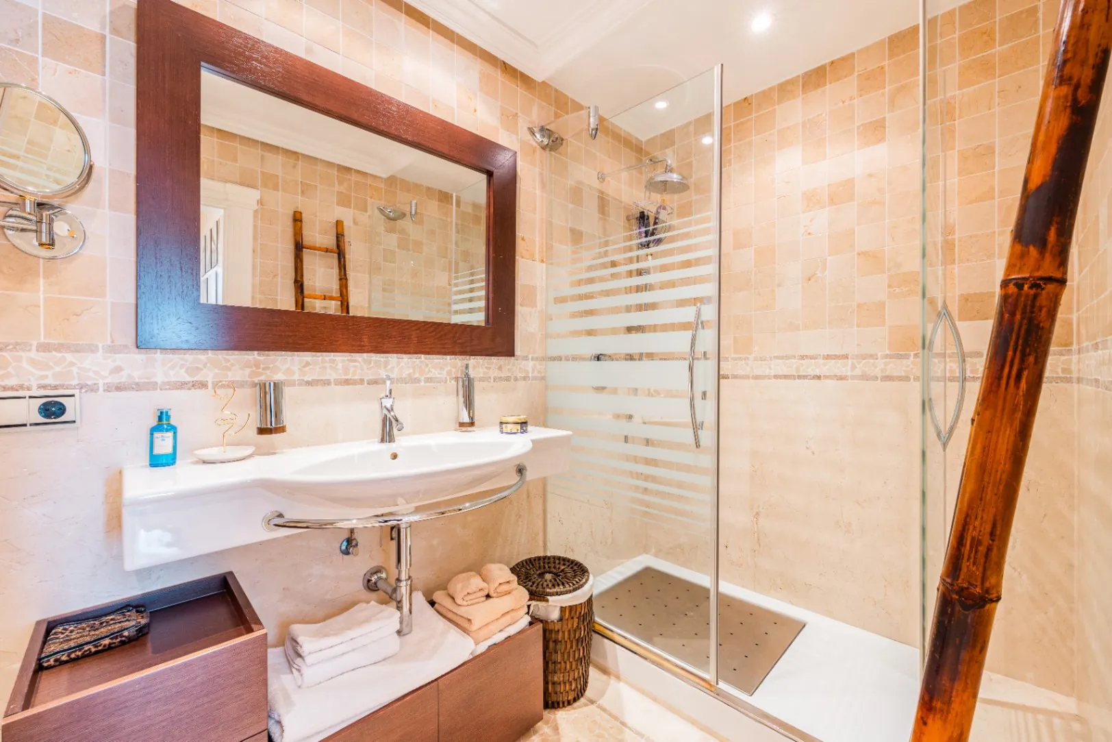 Luxury Mediterranean Villa near Golf Club for Sale in Altea la Vella