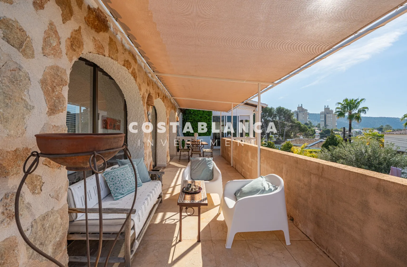 Villa for sale in Moraira, Alicante