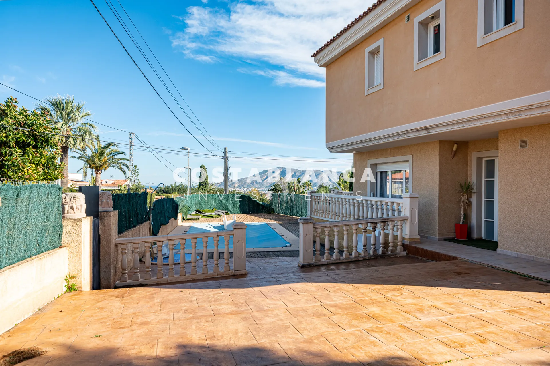 Villa for sale in La Nucía, Alicante