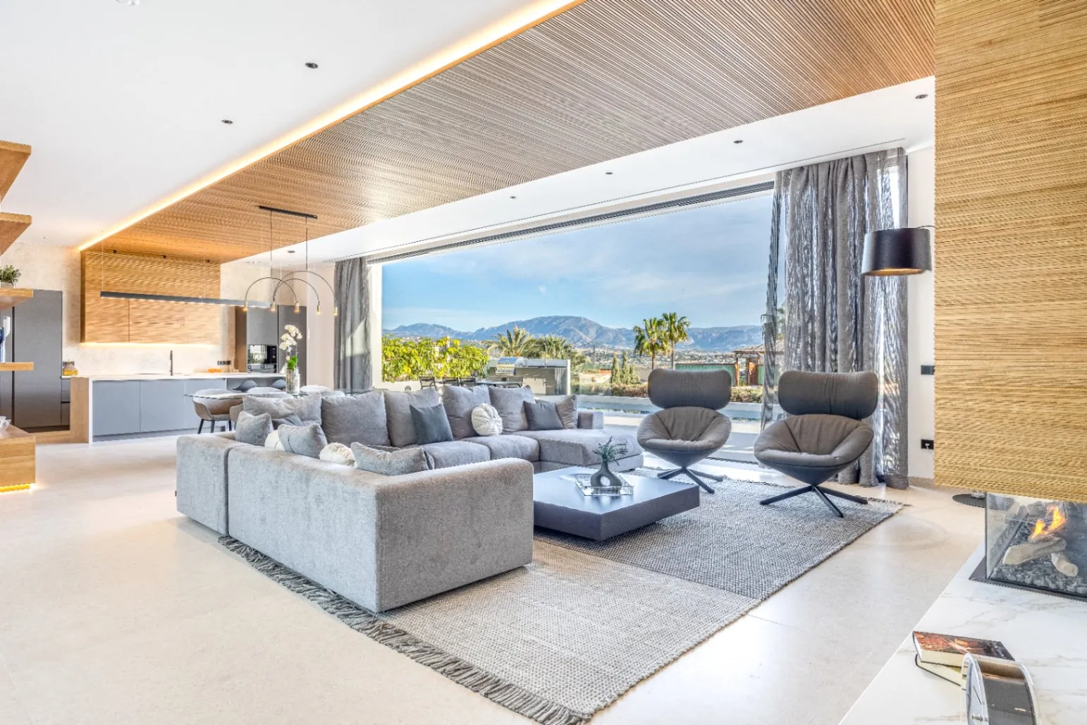 Villa for sale in Albir, Alicante
