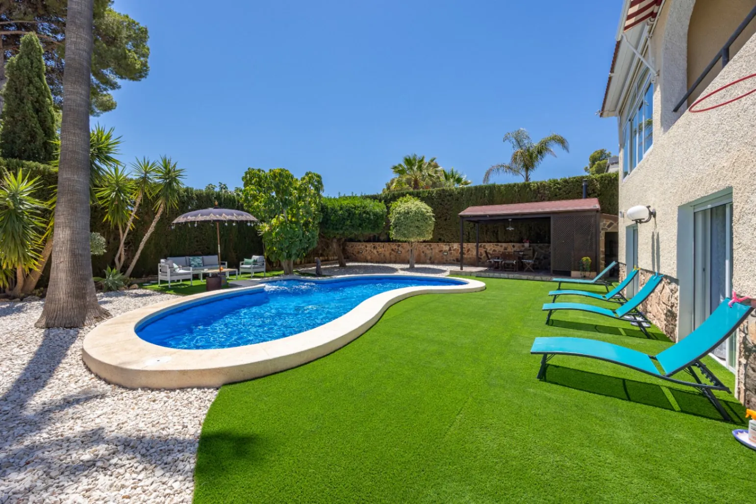 Villa for sale in Benidorm, Alicante