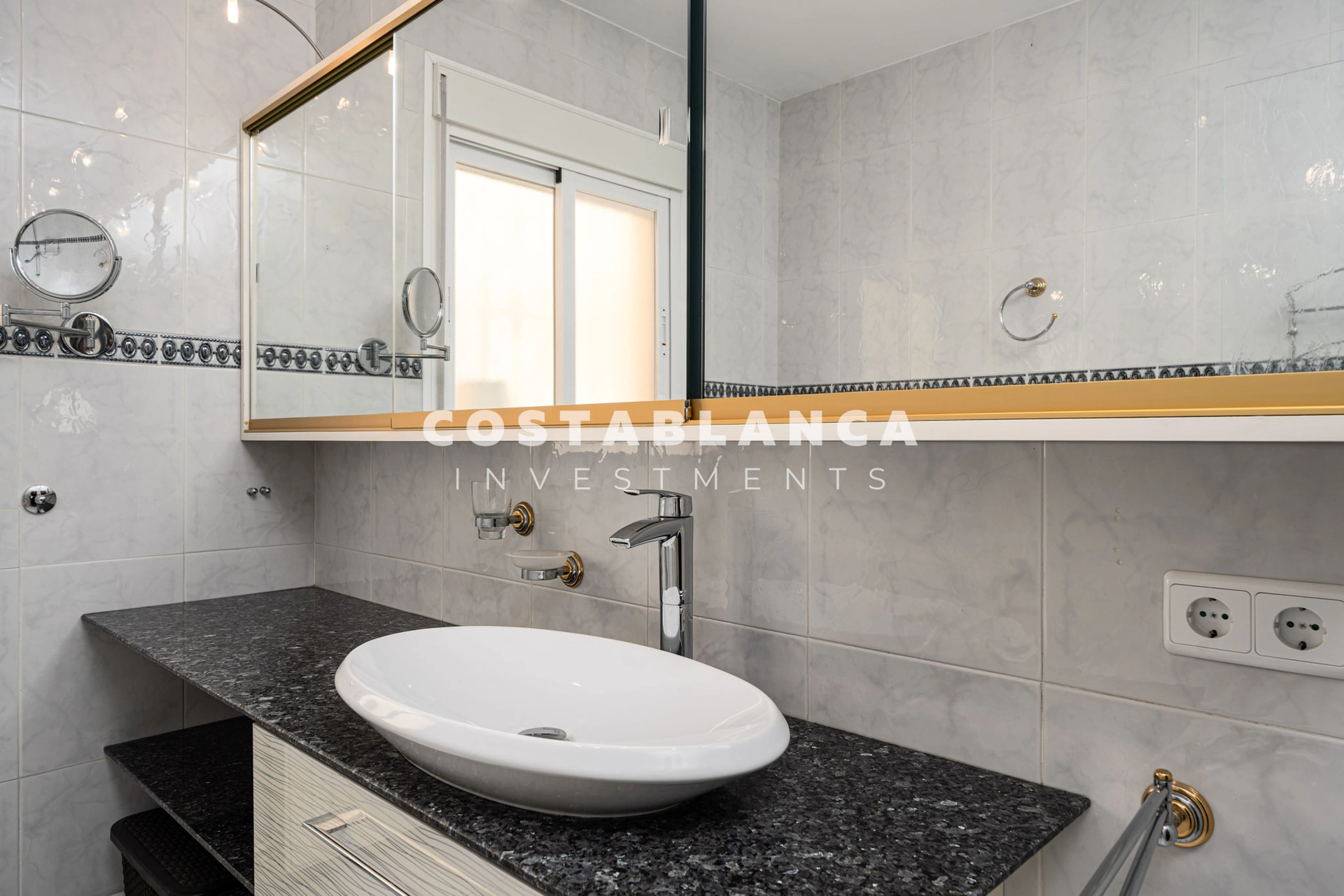 Single Floor Villa with Pool and Solar Panels in Quiet Area of L’Albir