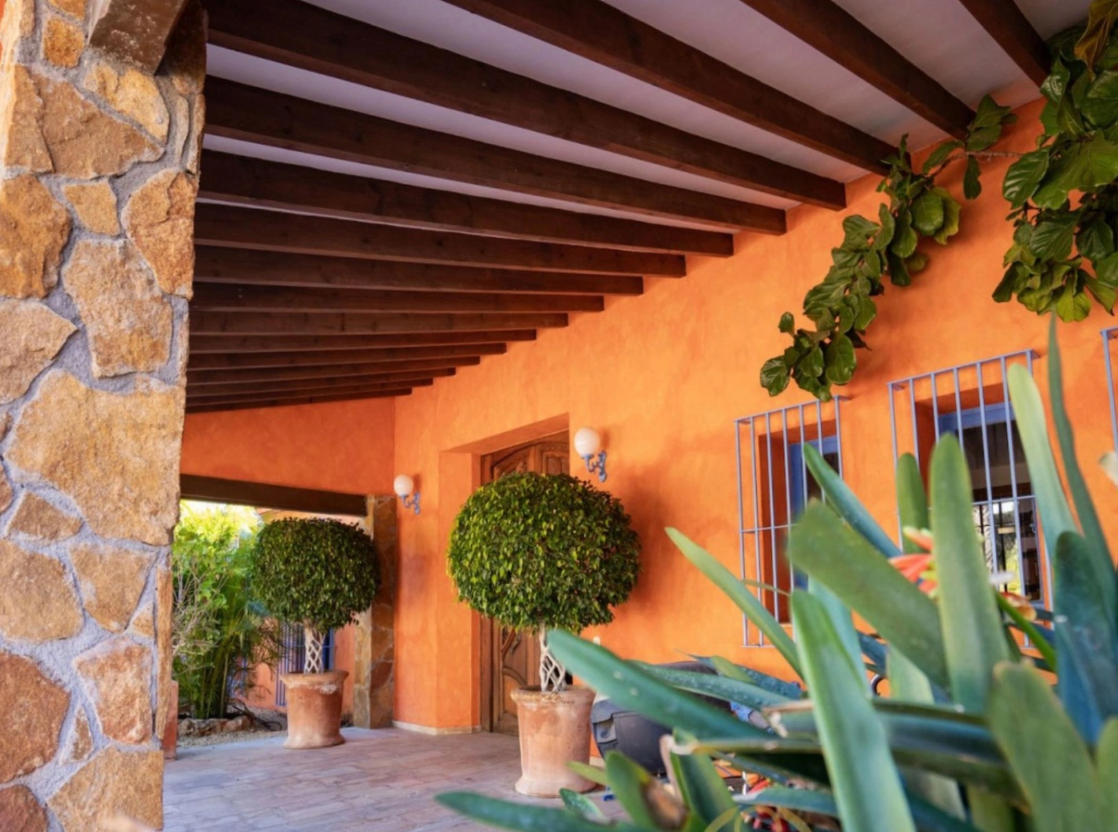Rustic Style Villa for Sale in Altea La Vella