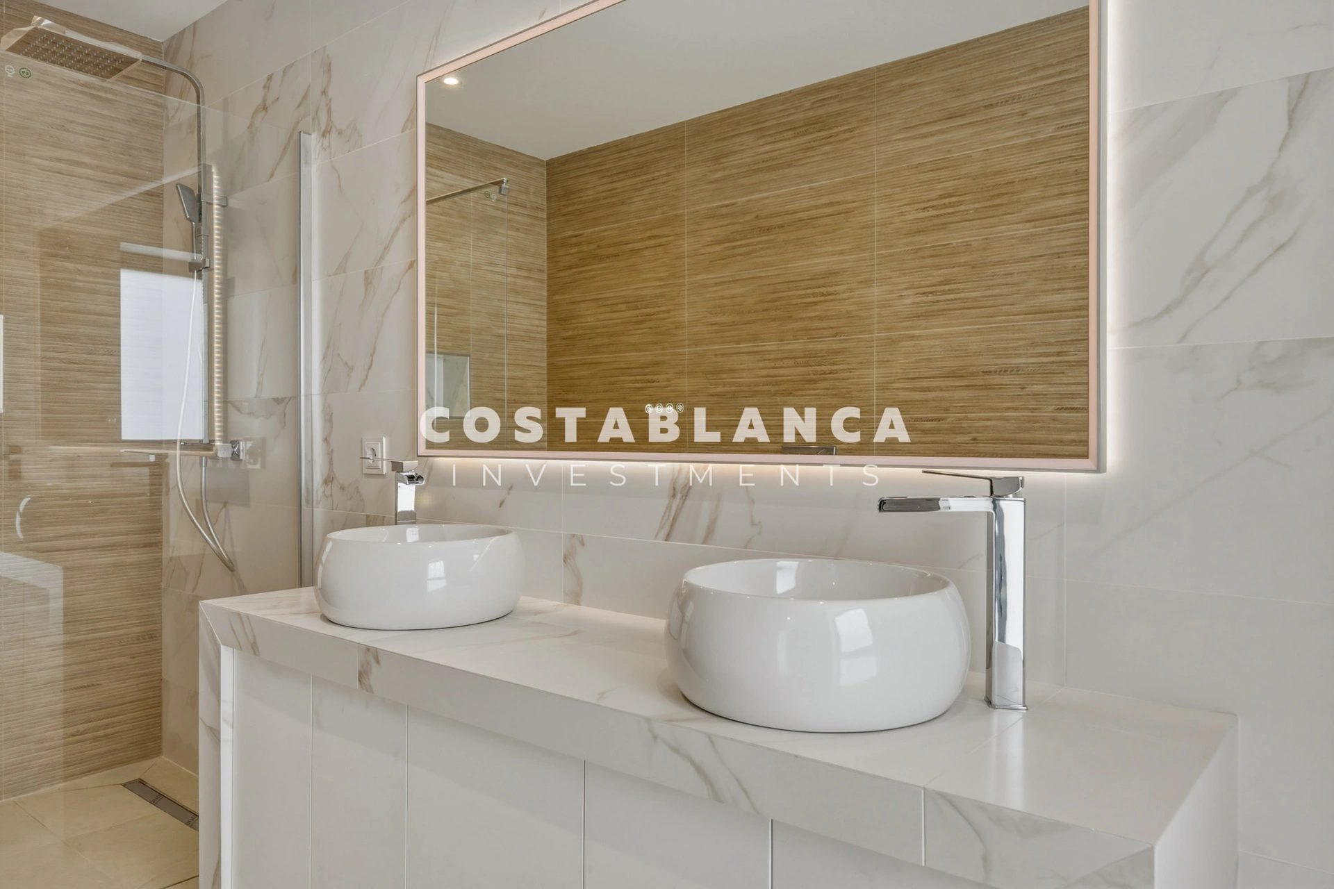 Villa for sale in Albir, Alicante