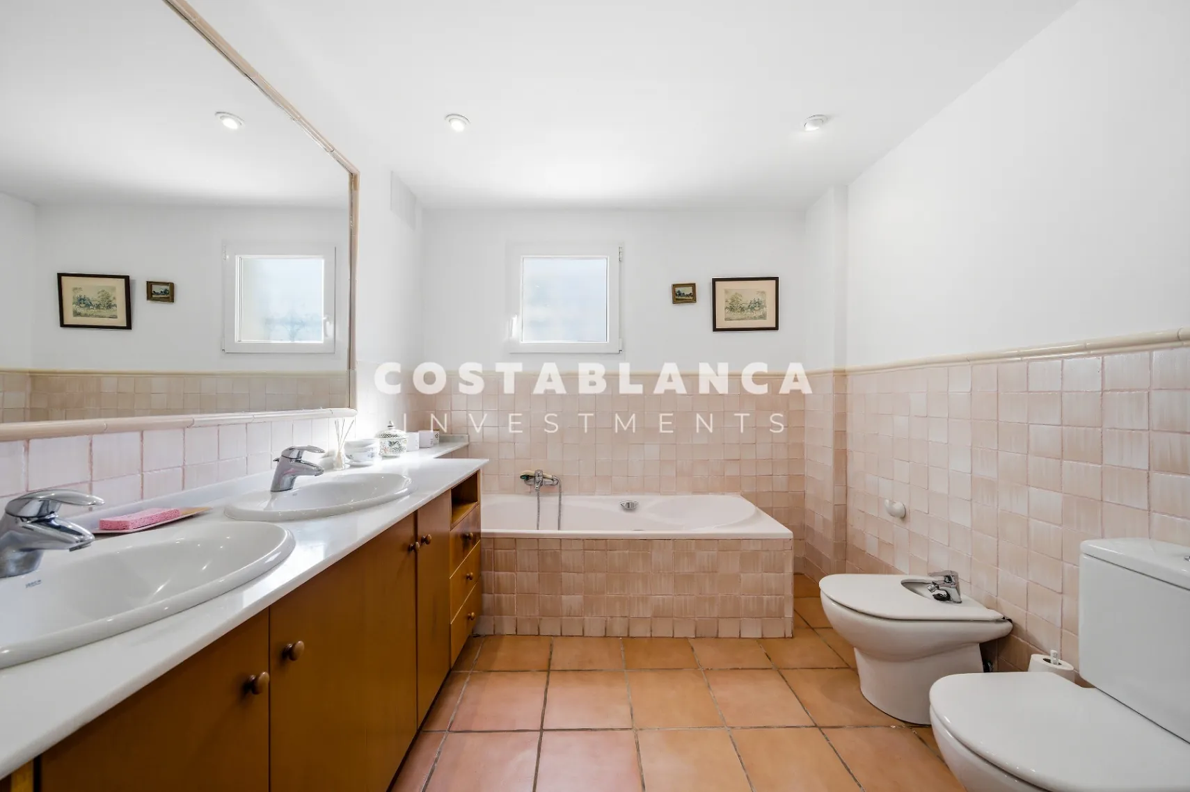 Villa for sale in Moraira, Alicante