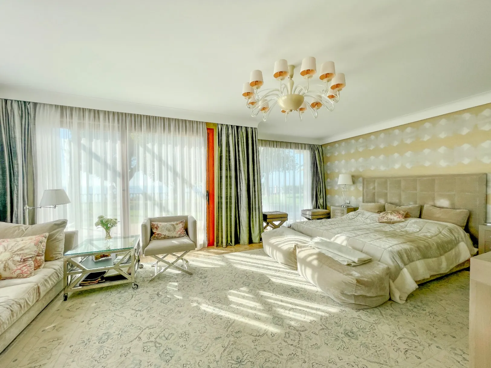 Villa for sale in El Campello, Alicante