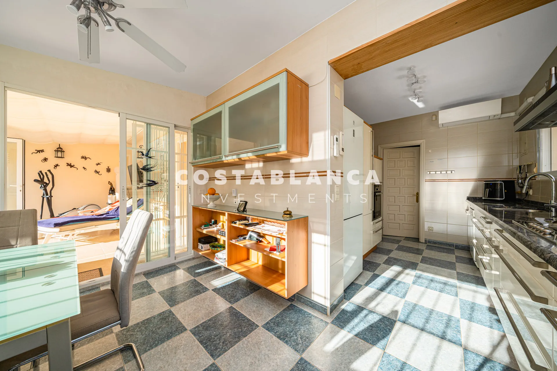 Single Floor Villa with Pool and Solar Panels in Quiet Area of L’Albir