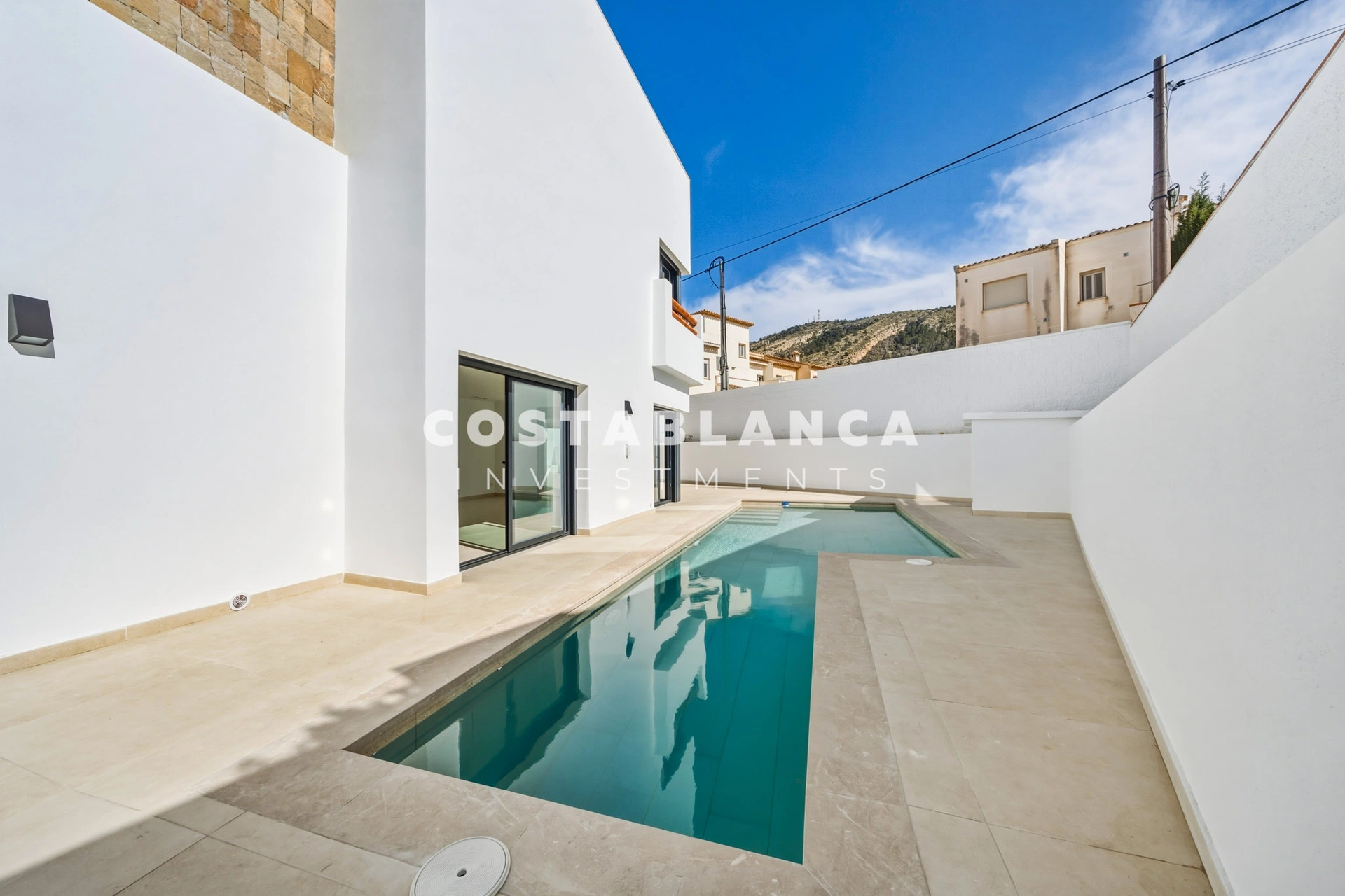Villa for sale in Albir, Alicante
