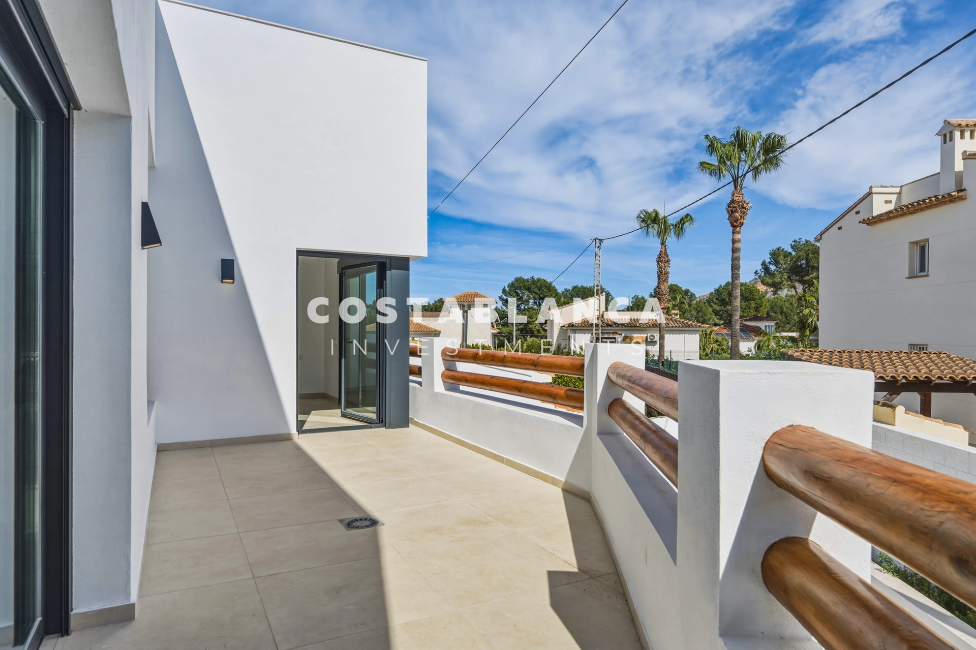 Villa for sale in Albir, Alicante