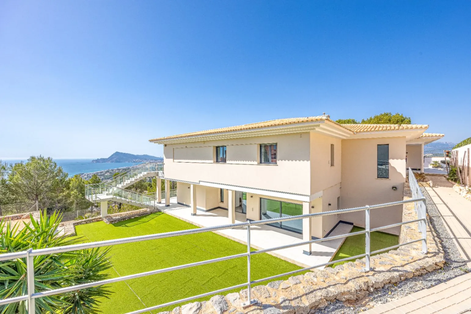 Contemporary Deluxe Residence for Sale in Altea la Vella