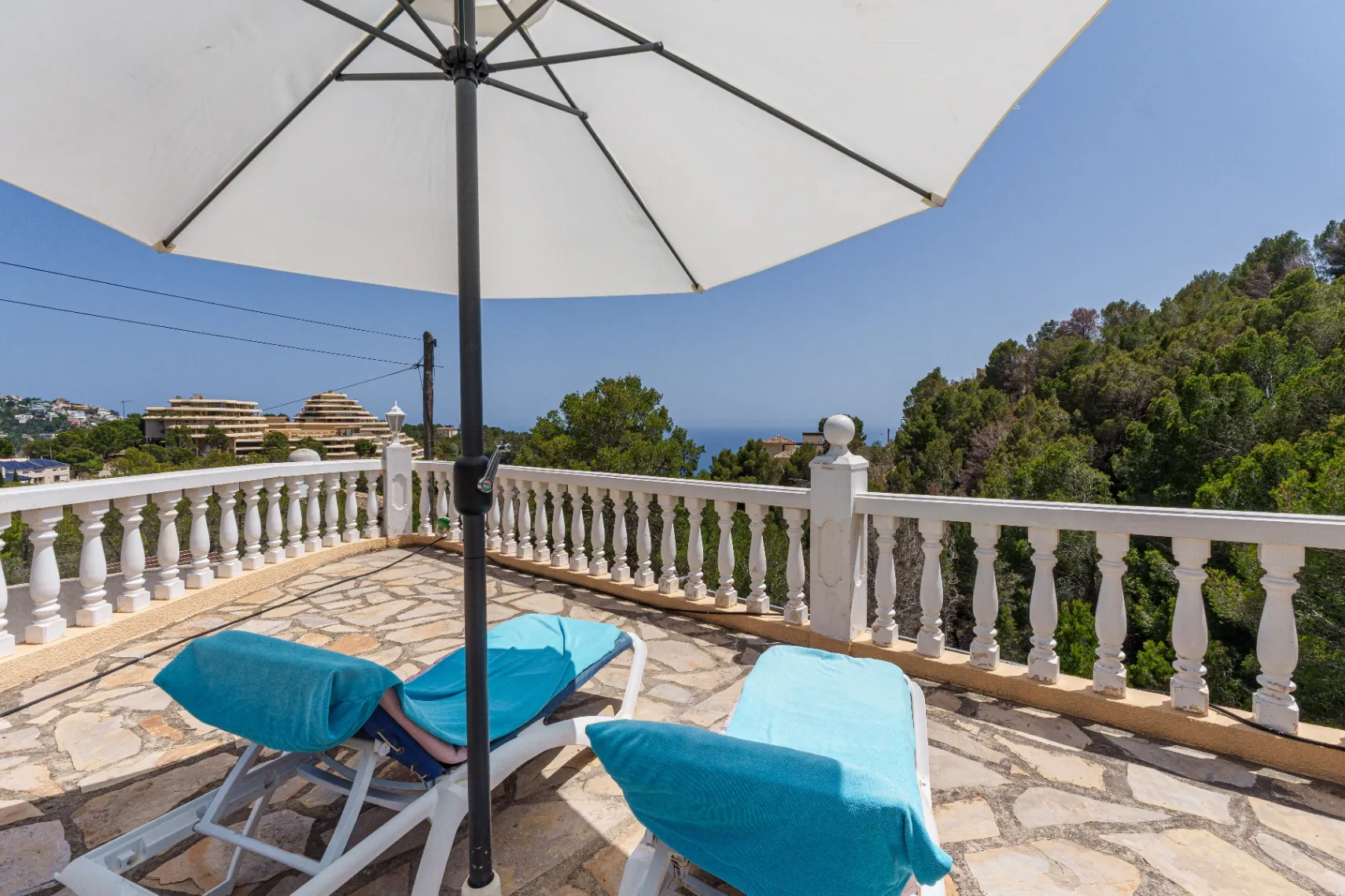 Villa for sale in Altea, Alicante
