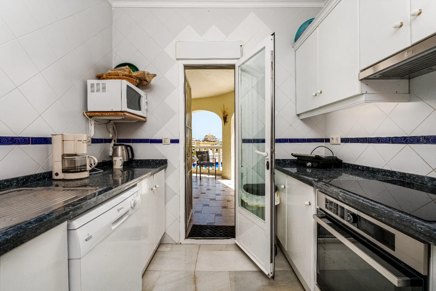 Villa for sale in Altea, Alicante