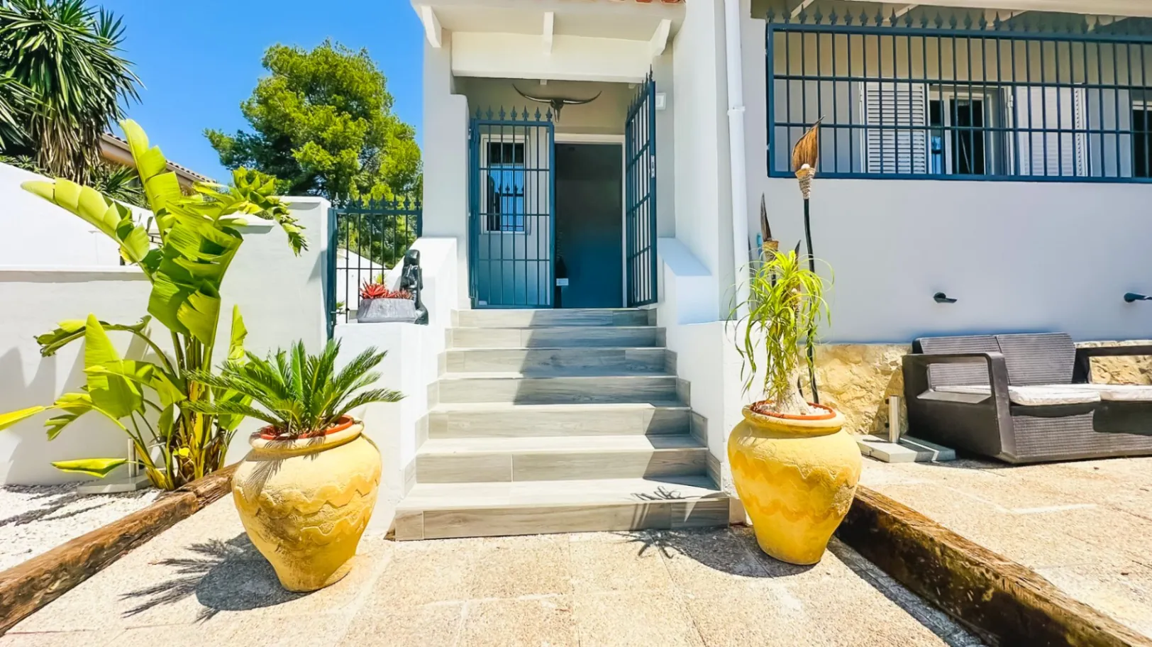 Villa In La Nucia With Pool and Garden For sale