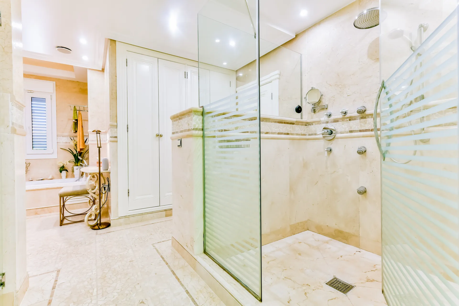 Luxury Mediterranean Villa near Golf Club for Sale in Altea la Vella