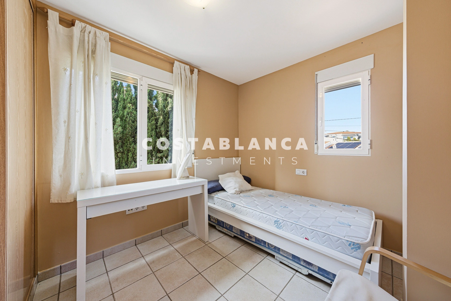 Villa for sale in La Nucía, Alicante
