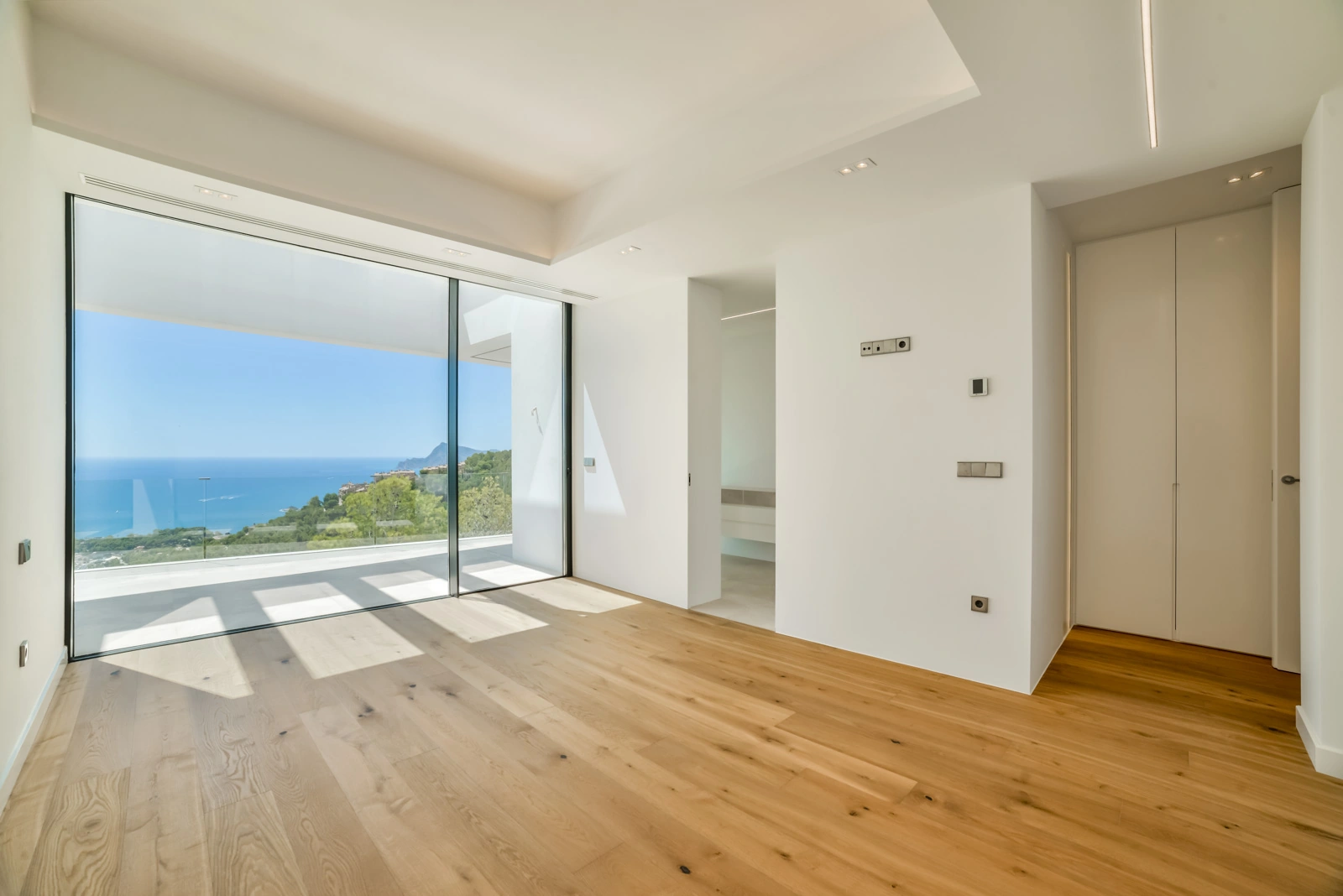 Luxury Villa with Panoramic Sea Views for Sale in Altea Hills With Large Swimming Pool