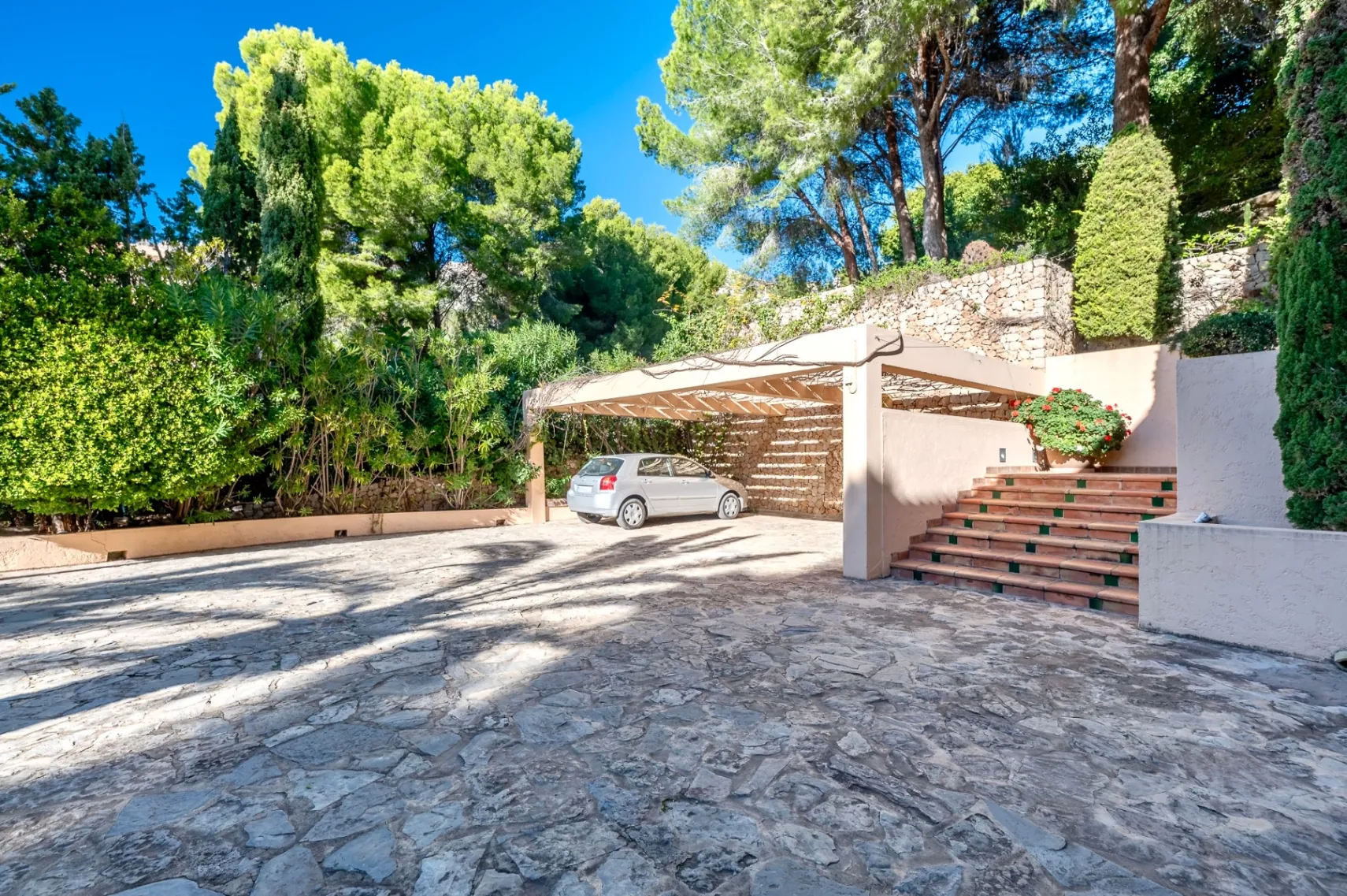 Villa for sale in Altea with the best location in the hills of Altea.