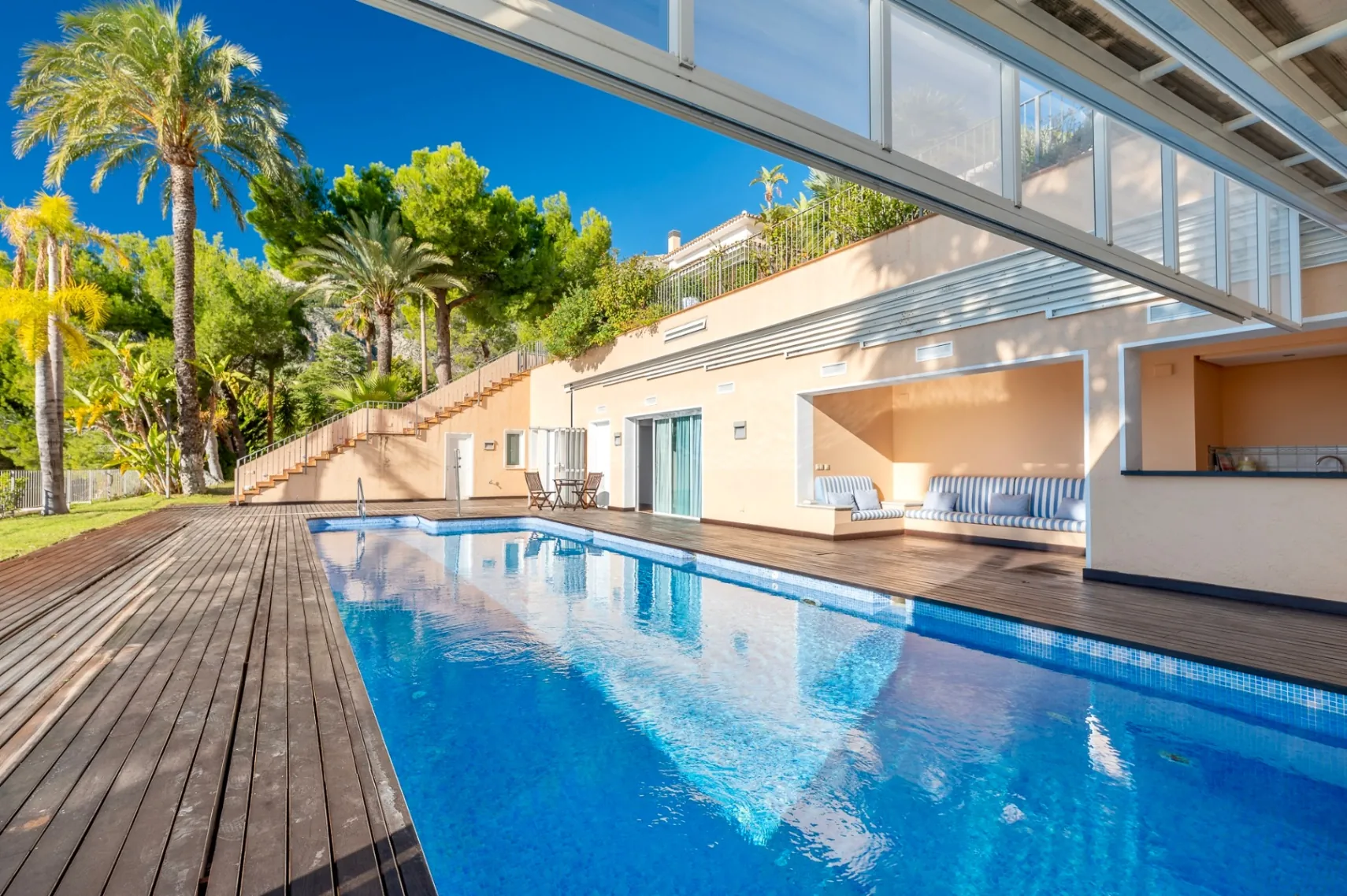 Villa for sale in Altea with the best location in the hills of Altea.