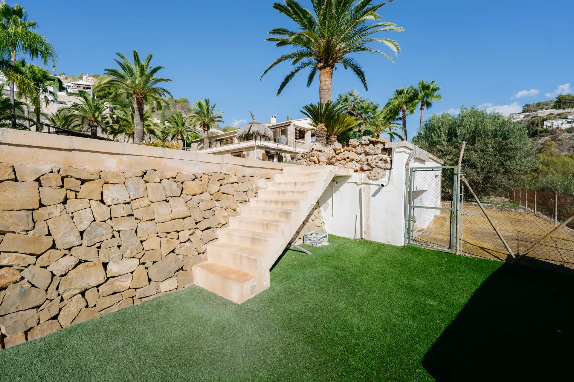 CHALET FOR SALE IN BENISSA, EL MAGRANER