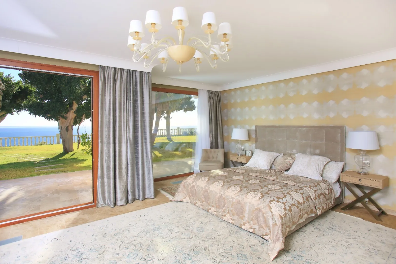 Villa for sale in El Campello, Alicante