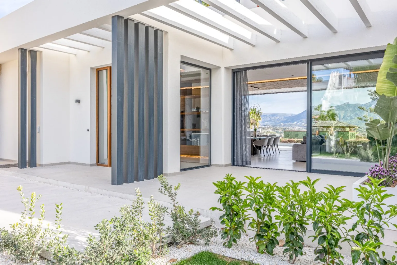 Villa for sale in Albir, Alicante