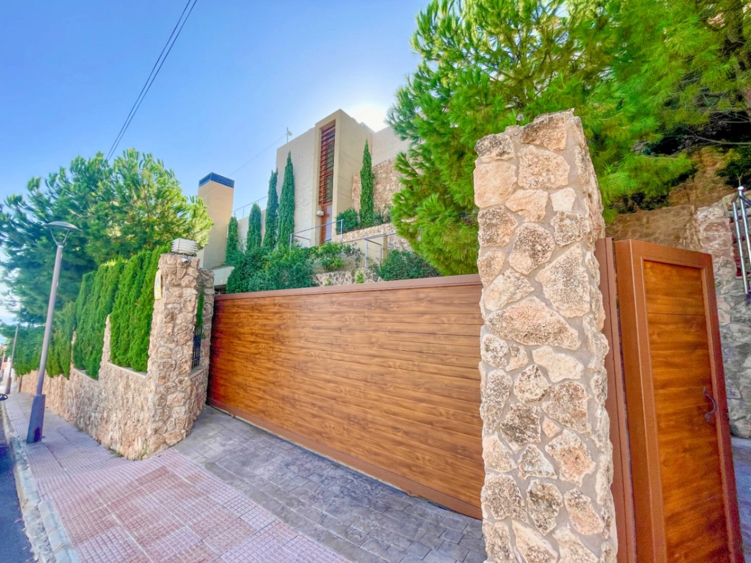 Villa for sale in El Campello, Alicante