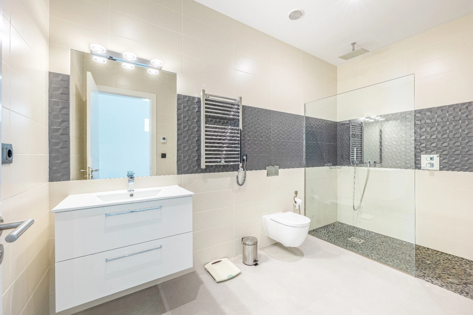 Contemporary Deluxe Residence for Sale in Altea la Vella