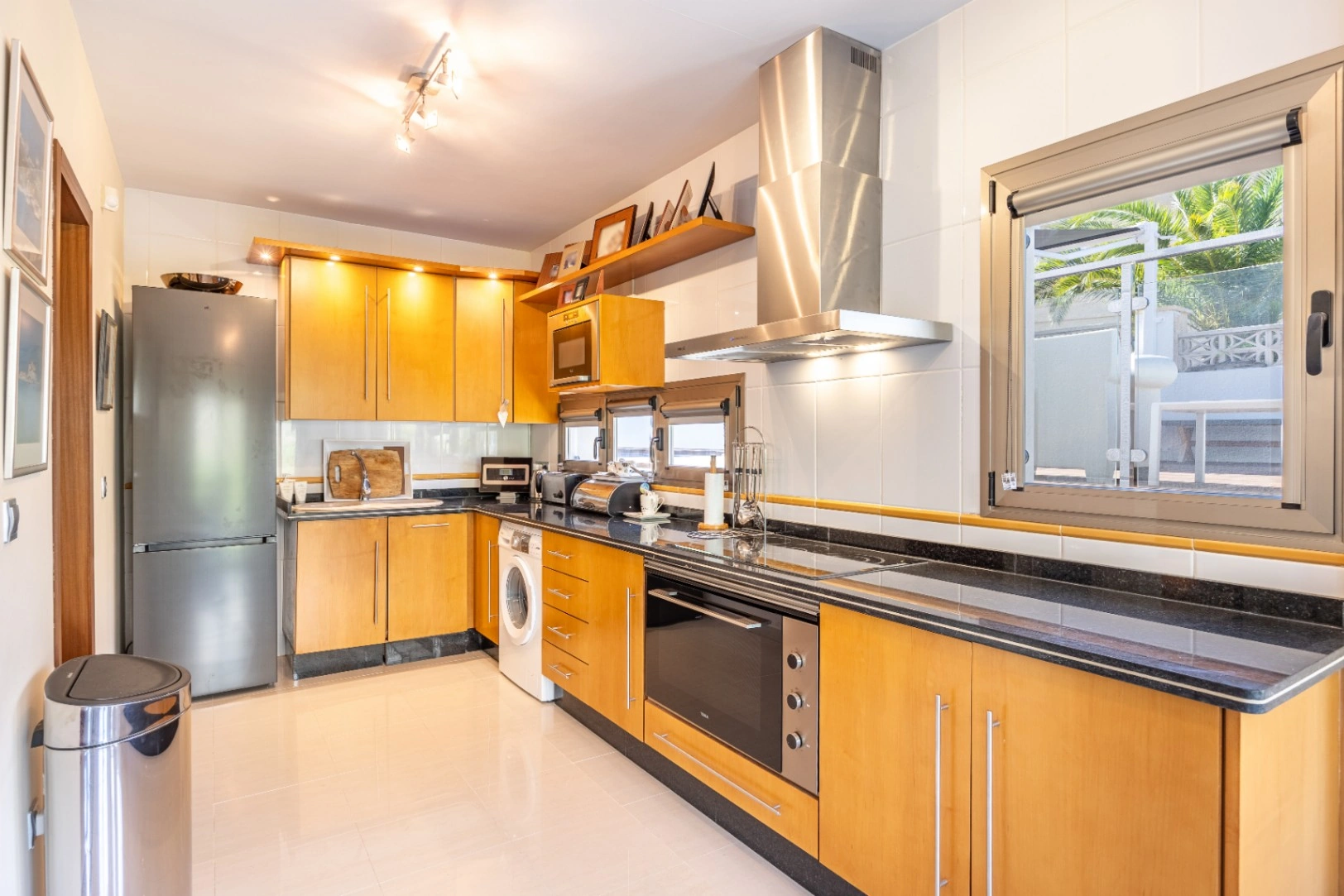 Stunning Villa with Mountain Views for Sale in Altea La Vella