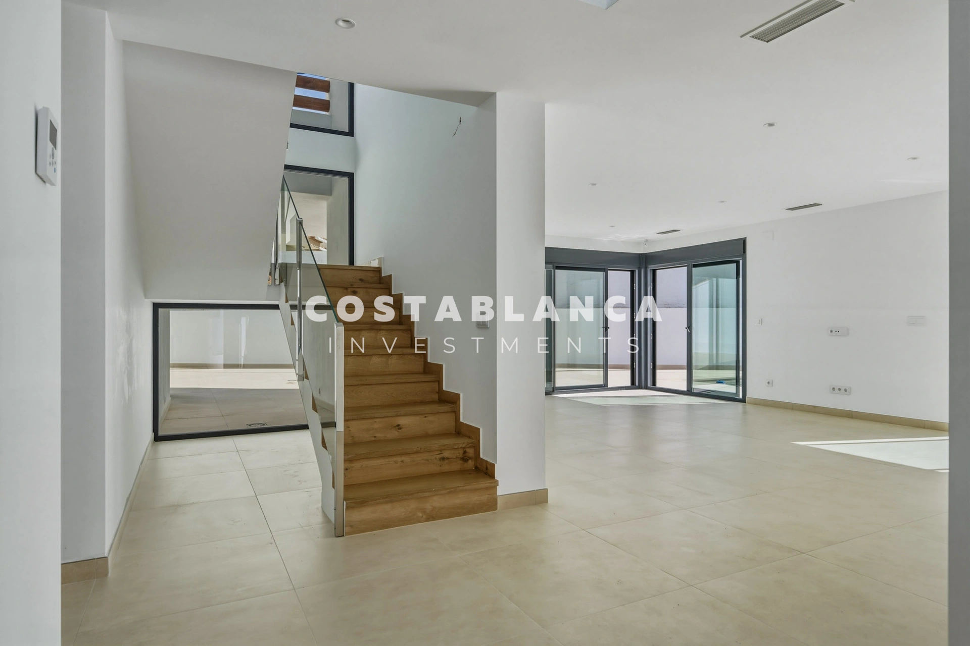 Villa for sale in Albir, Alicante