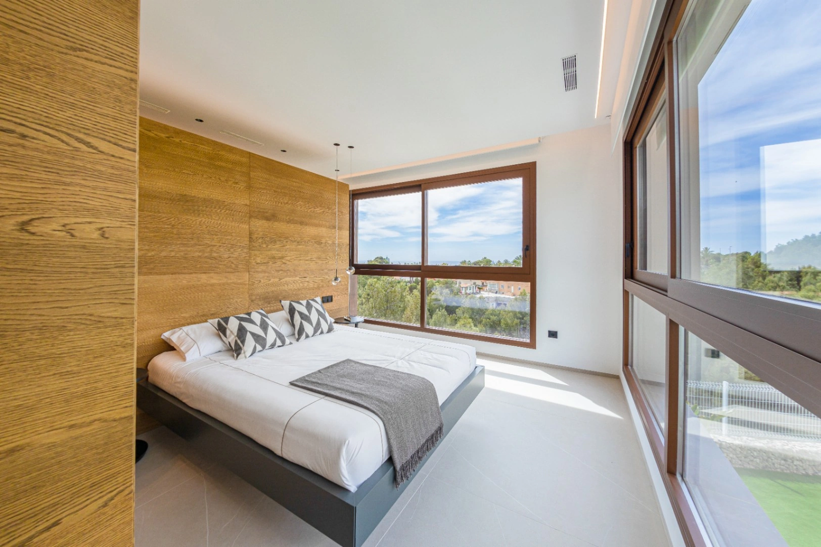 Villa for sale in Benidorm, Alicante