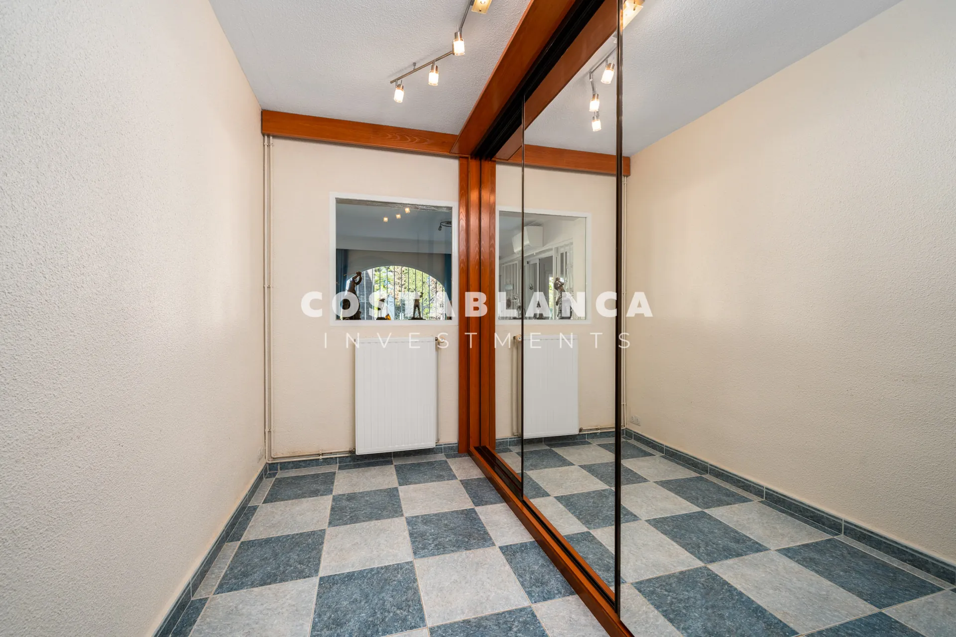Single Floor Villa with Pool and Solar Panels in Quiet Area of L’Albir