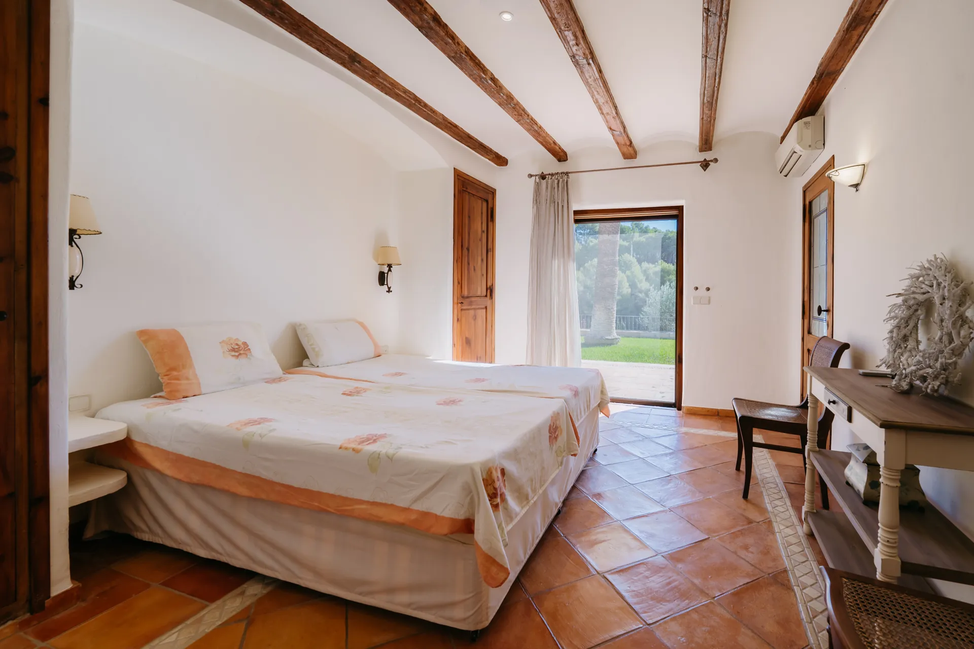 CHALET FOR SALE IN BENISSA, EL MAGRANER