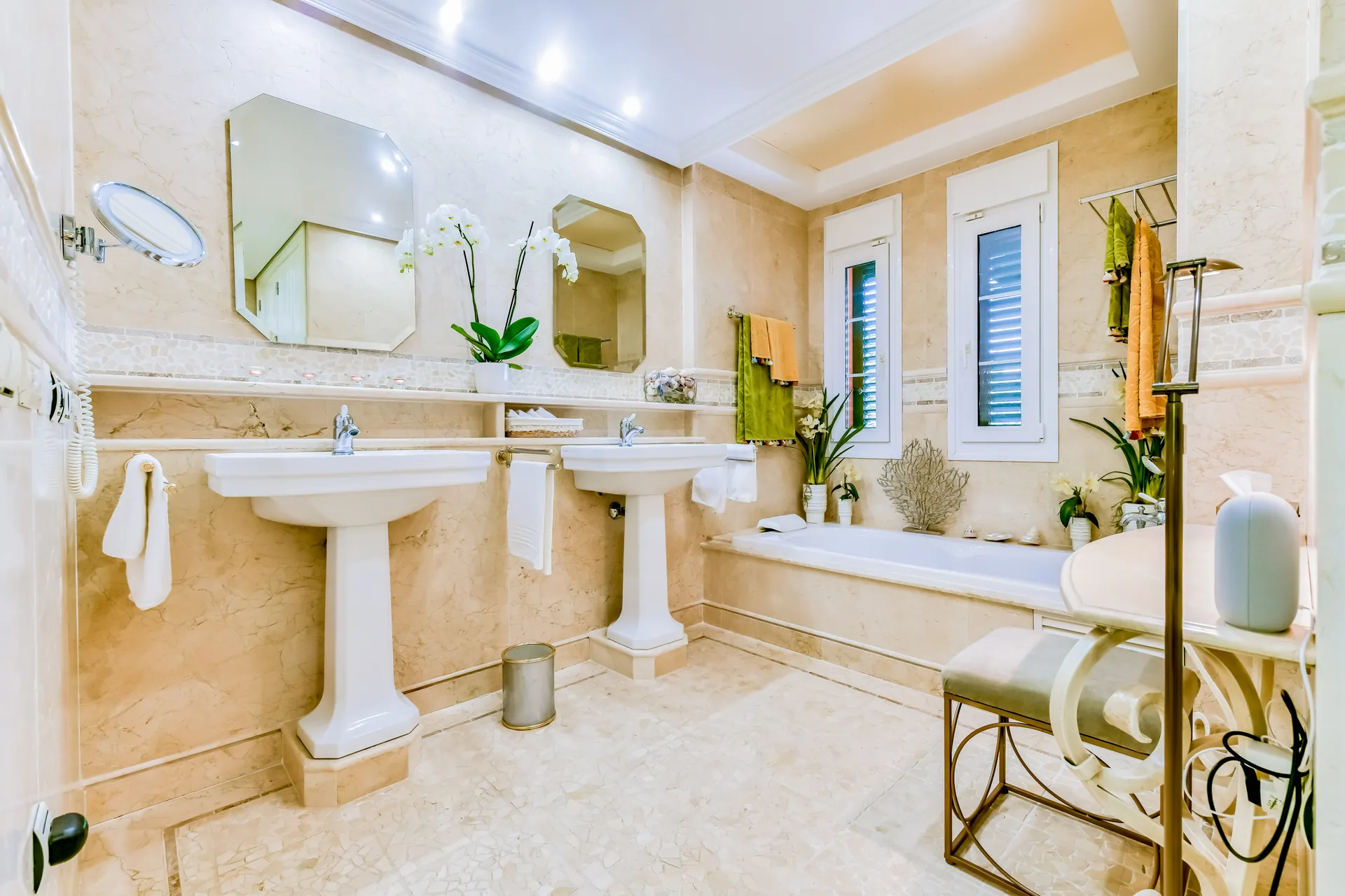 Luxury Mediterranean Villa near Golf Club for Sale in Altea la Vella