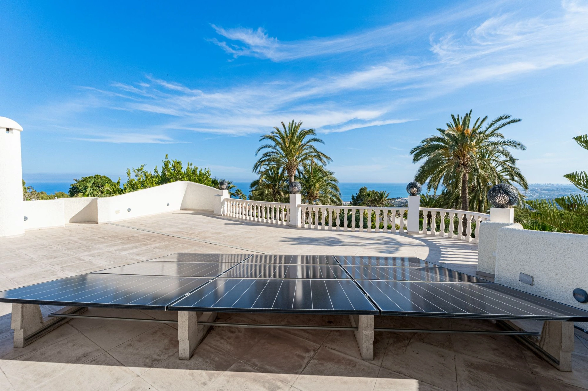 ELEGANT VILLA WITH PANORAMIC SEA VIEWS FOR SALE IN ALTEA
