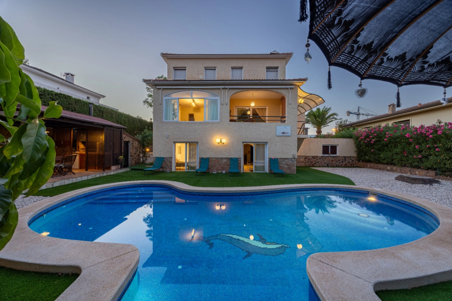 Villa for sale in Benidorm, Alicante