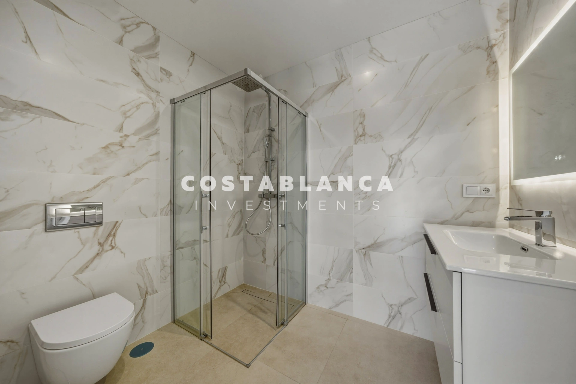 Villa for sale in Albir, Alicante