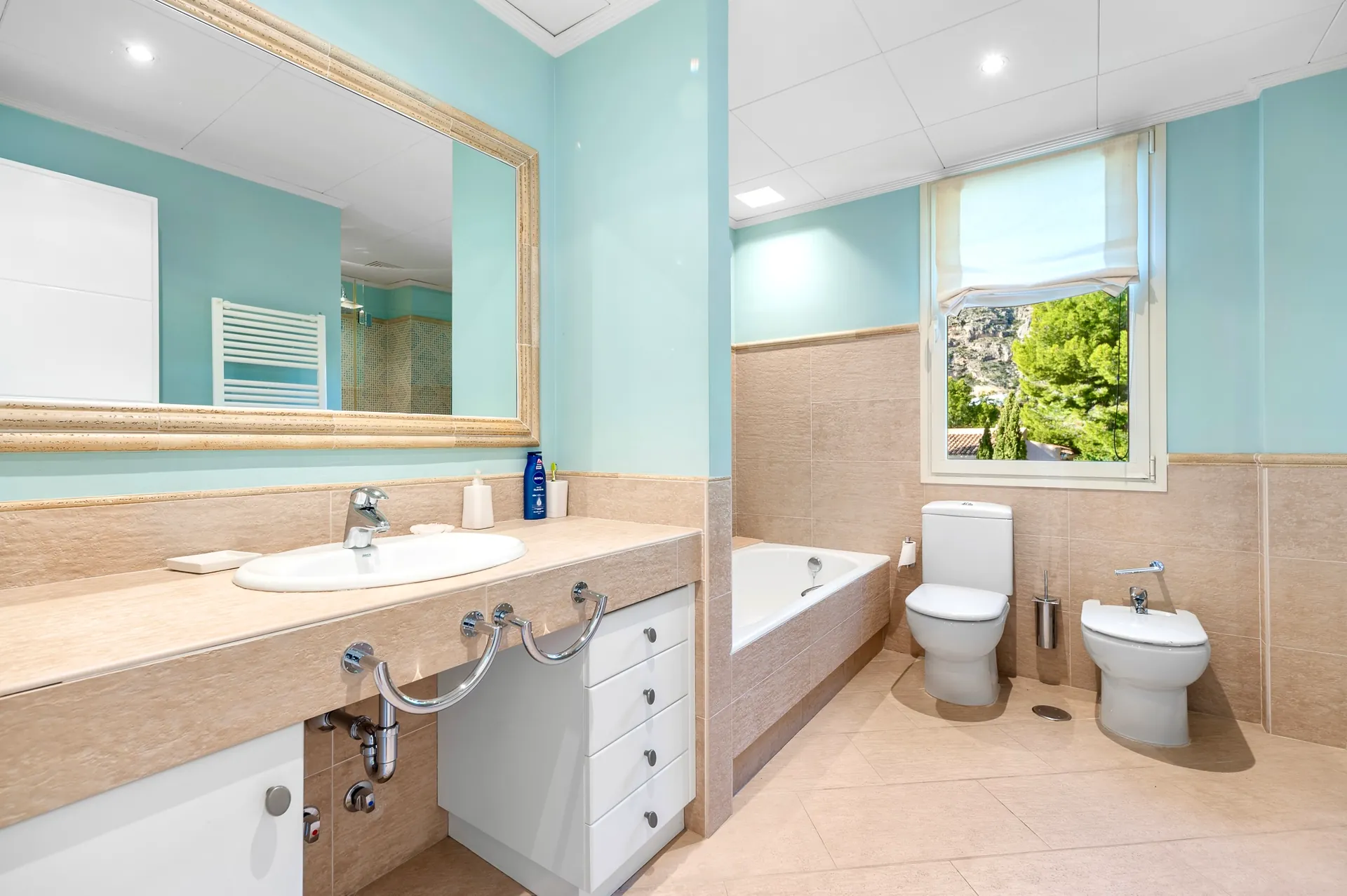 Villa for sale in Altea with the best location in the hills of Altea.