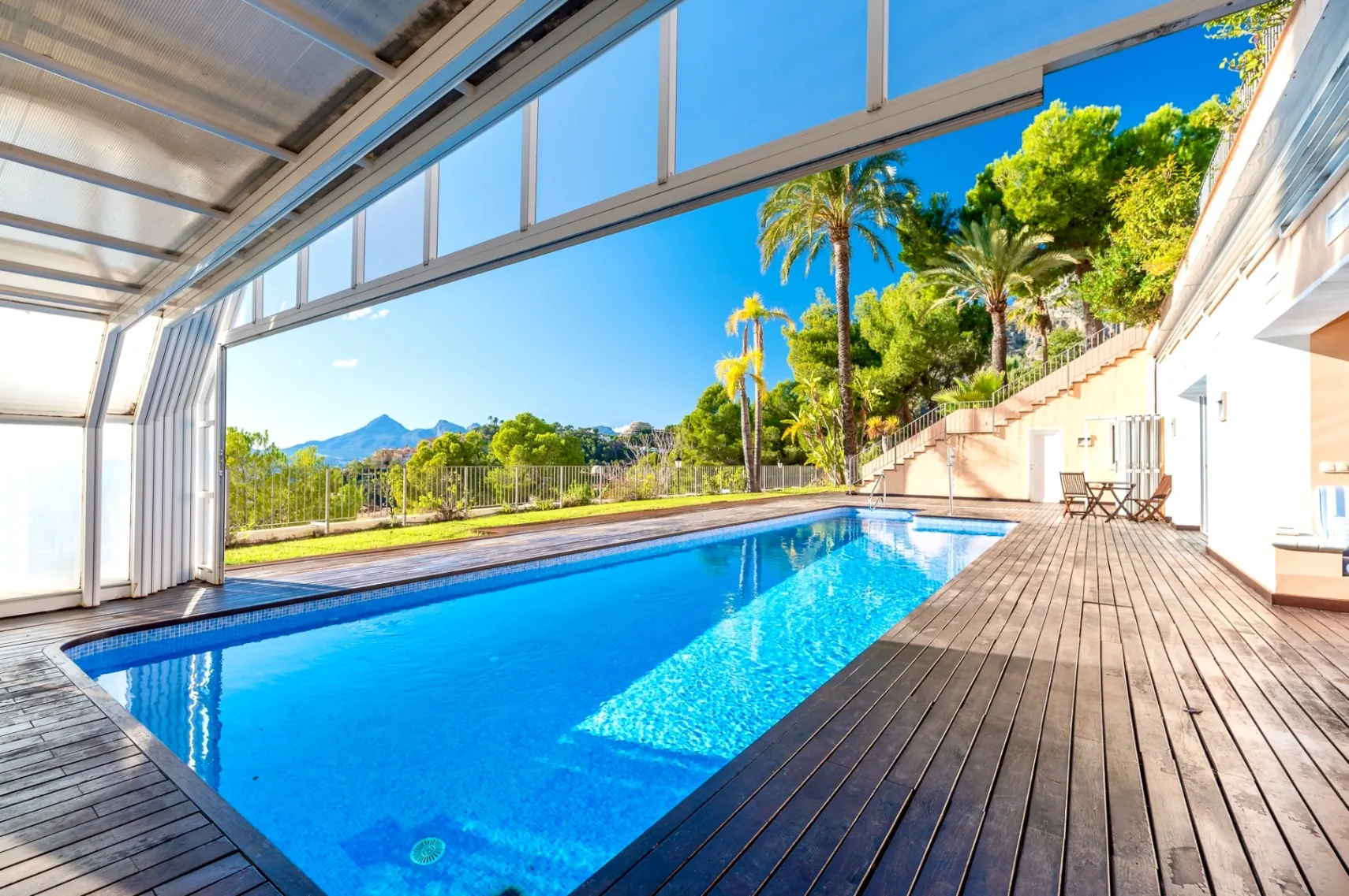 Villa for sale in Altea with the best location in the hills of Altea.