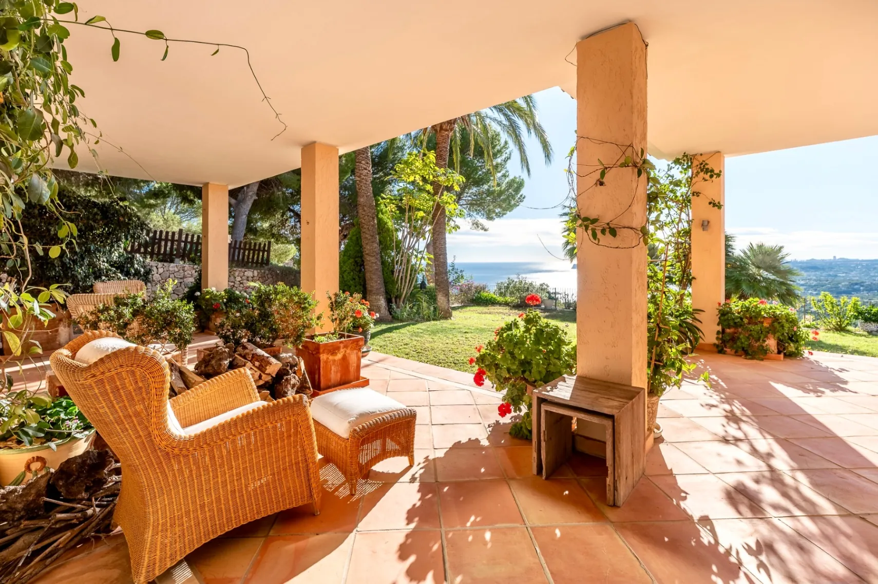 Villa for sale in Altea with the best location in the hills of Altea.