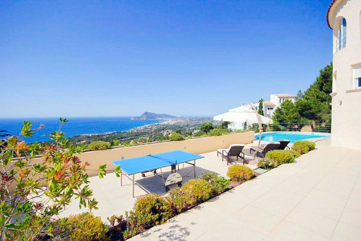Villa for sale in Altea, Alicante