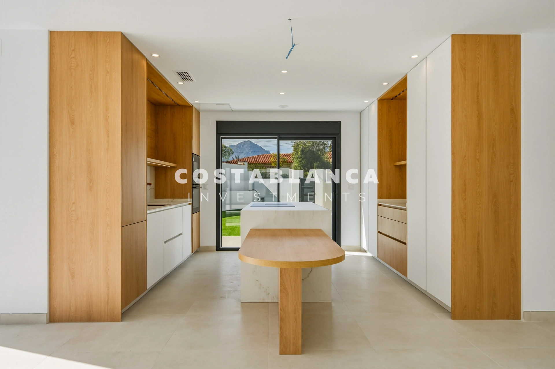 Villa for sale in Albir, Alicante