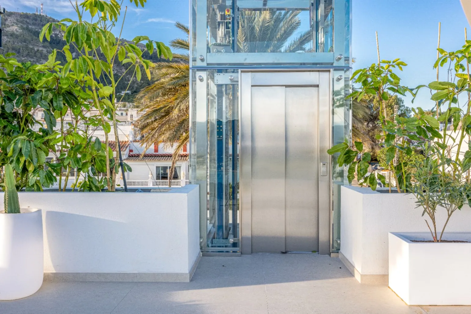 Villa for sale in Albir, Alicante