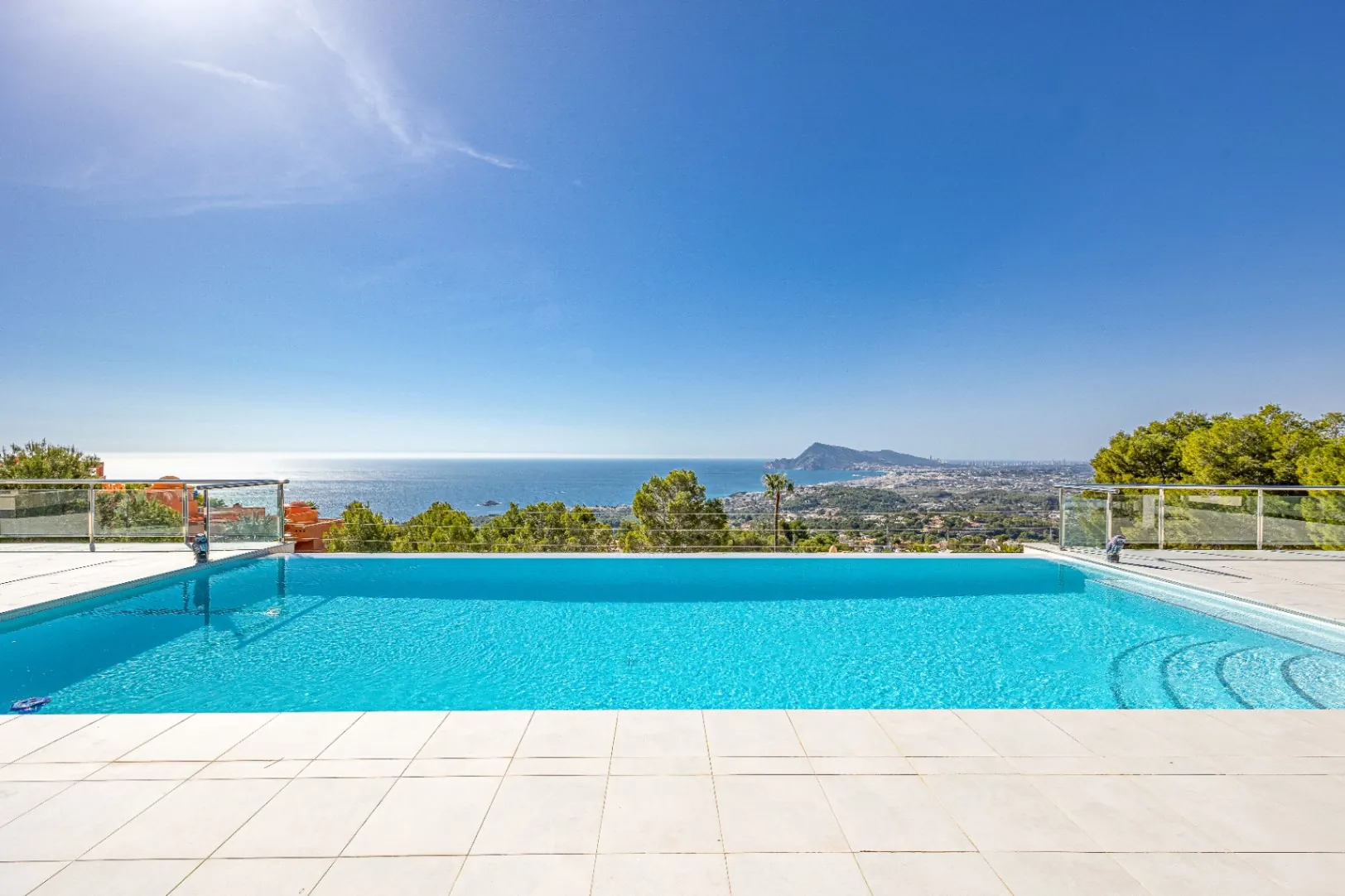 Contemporary Deluxe Residence for Sale in Altea la Vella
