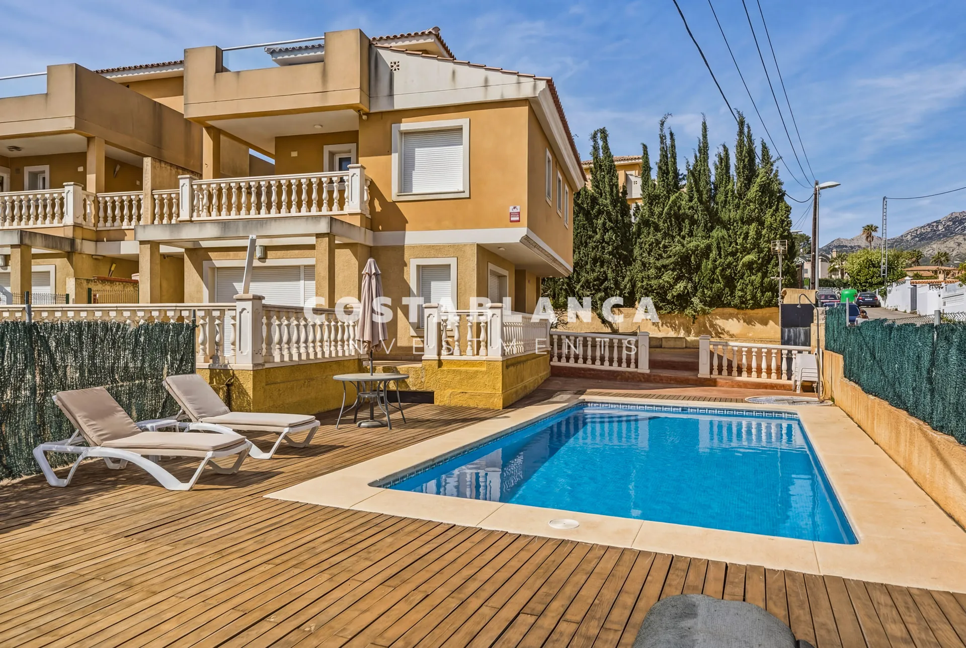 Villa for sale in La Nucía, Alicante
