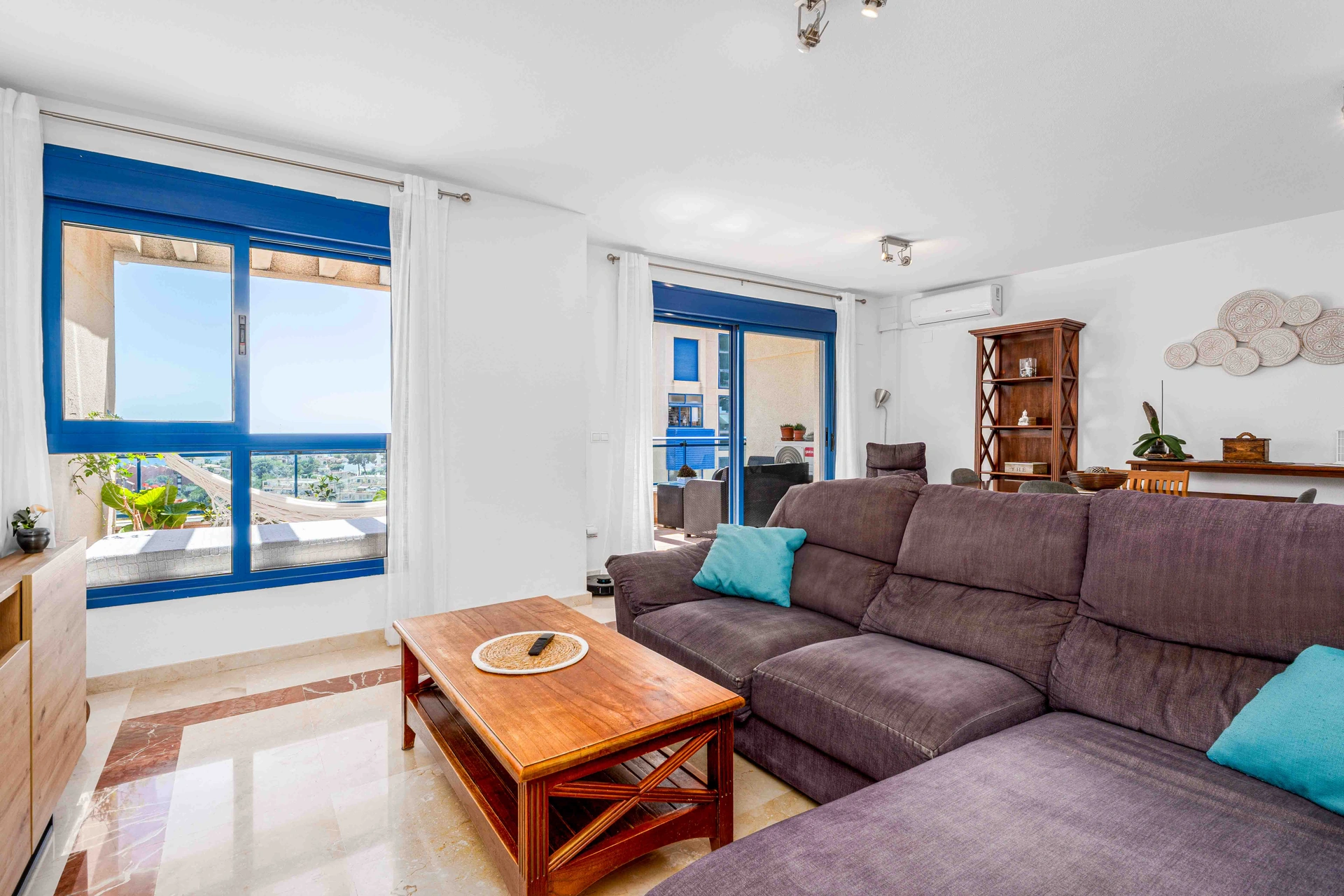 Spectaculos ático triplex de vânzare cu vedere de 360 de grade în Calpe.