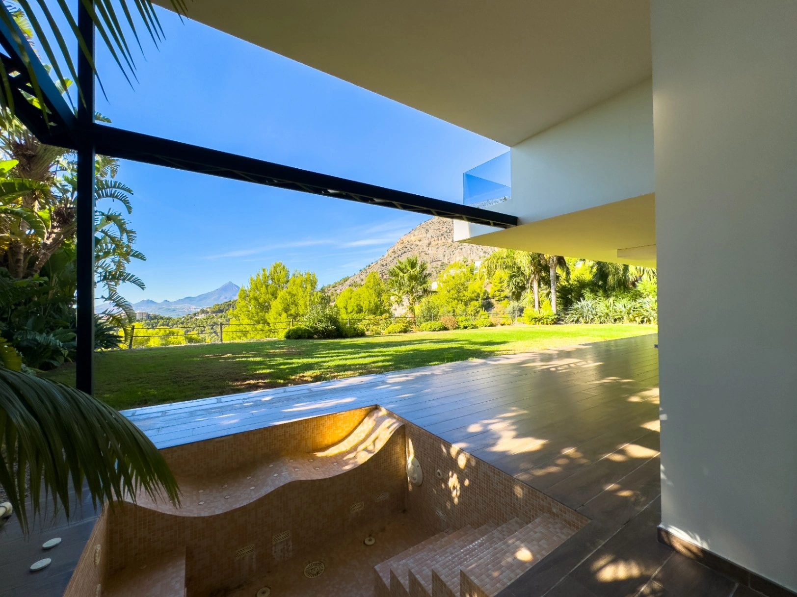 Magnificent Modern Luxury Villa with Elevator, Spa and Exquisite Sea Views for Sale in Altea Hills